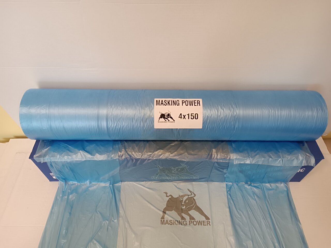 Pellicola Adesiva Per Mascheratura - 4 Rotoli Con Nastro - Per Verniciatura, Mobili, Pareti - Antipolvere E Antimacchia - Foto 3